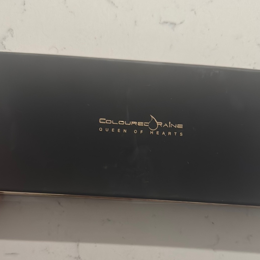 Coloured Raine Queen of Hearts Eyeshadow Palette